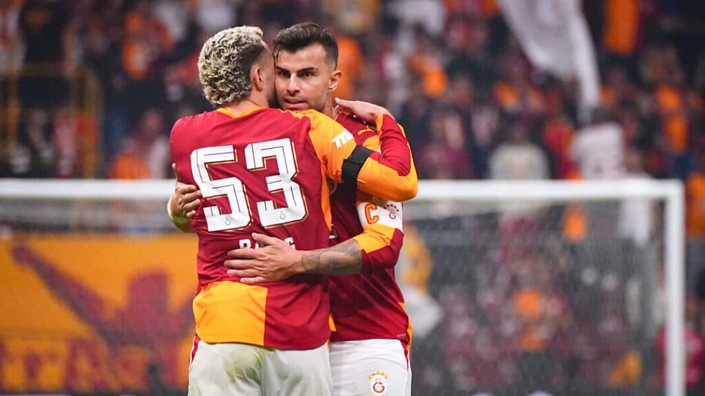 Galatasaray, Kasımpaşa’yı son dakika golleriyle mağlup etti