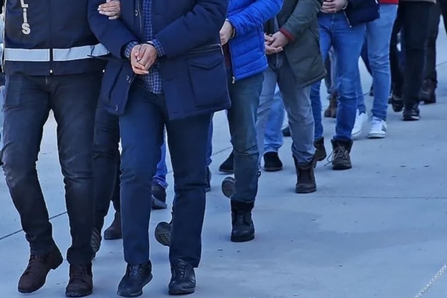Konu KHK’lılar olunca ABD’ye gıda ürünleri göndermek de terör suçu